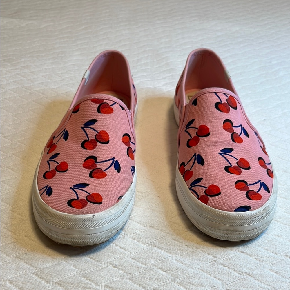 Kate Spade x Ked’s like new Pink and Red Cherry slip on loafers, W size 9 - Picture 3 of 11
